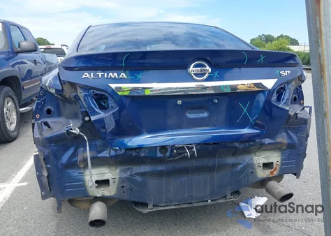 2018 Nissan Altima 2.5 Sr z USA, uszkodzony, nr VIN 1N4AL3AP3JC137903